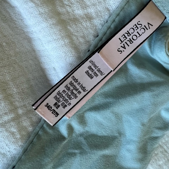 VICTORIA’S SECRET Unlined Elongated Demi Bra, Frosty Blue Dots, 34D - Picture 10 of 11